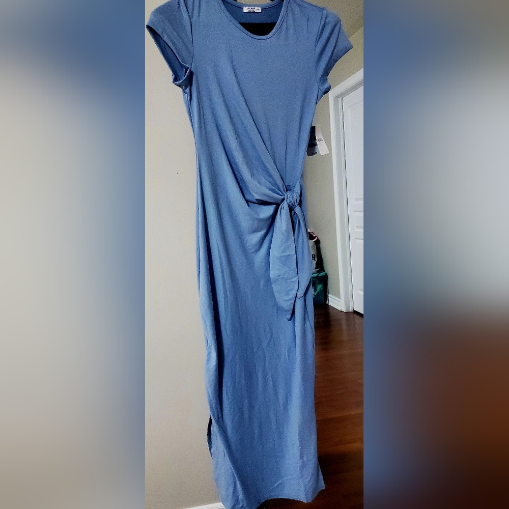 Soft Blue Midi Dress with Ruched Detail and Cuffed Sleeves